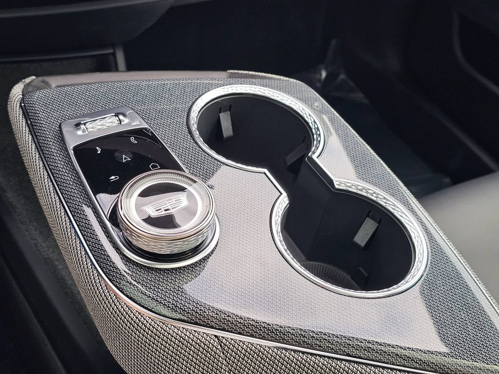 New 2026 Cadillac Optiq Sport 1 AWD/4WD image 32