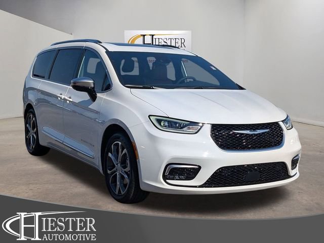 New 2026 Chrysler Pacifica Pinnacle video 1