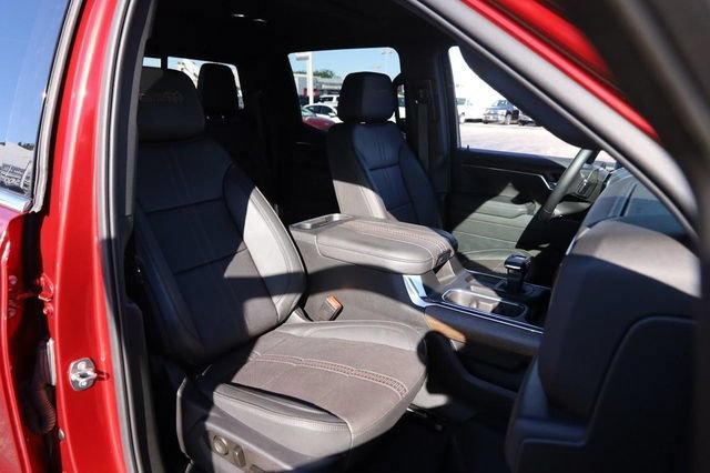 Used 2023 Chevrolet Silverado 1500 High Country w/ High Country Premium Package AWD/4WD image 29