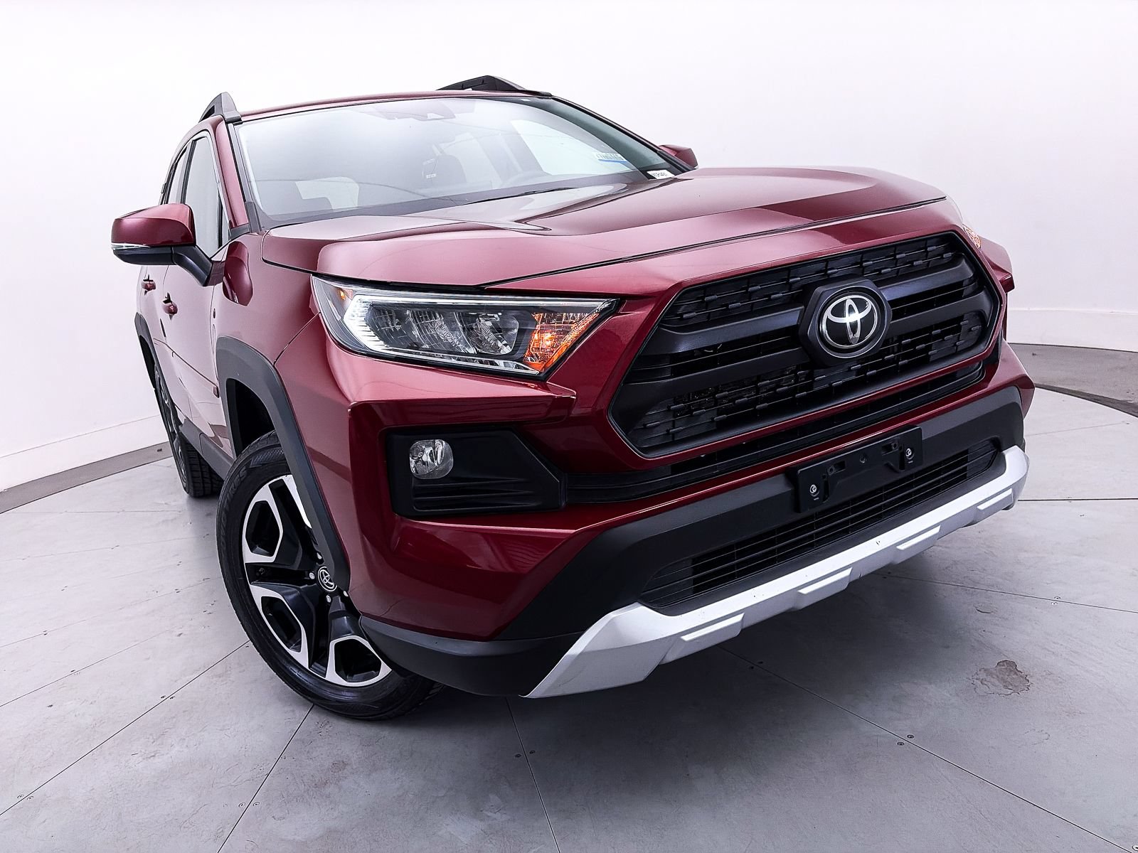 Used 2019 Toyota RAV4 Adventure w/ Cold Weather Package AWD/4WD image 4