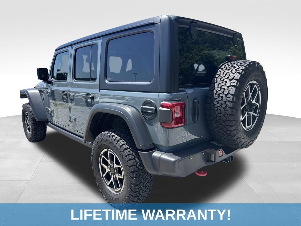 Used 2025 Jeep Wrangler Unlimited Rubicon AWD/4WD image 4
