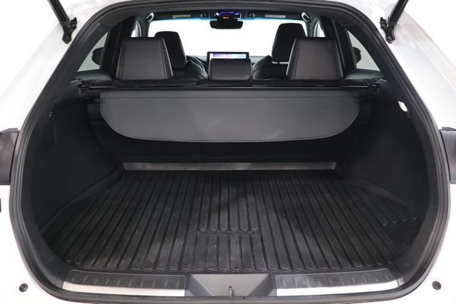 Used 2023 Toyota Venza Nightshade AWD/4WD image 31