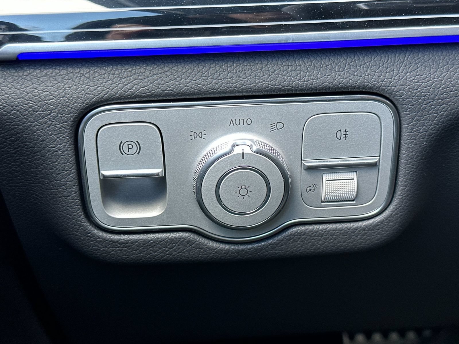 New 2025 Mercedes-Benz GLS 450 4MATIC image 32
