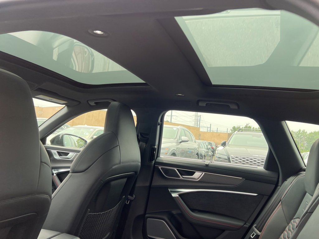 New 2025 Audi RS 6 performance image 22