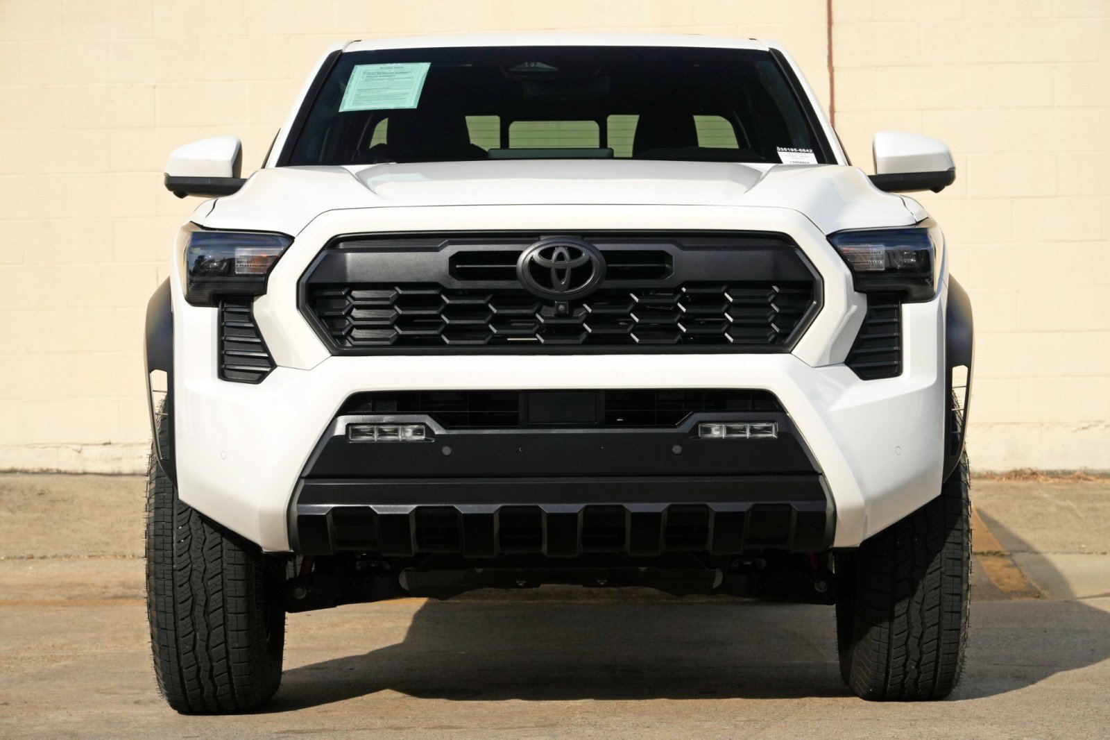 Used 2025 Toyota Tacoma TRD Off-Road w/ TRD Off Road Premium Package AWD/4WD image 7