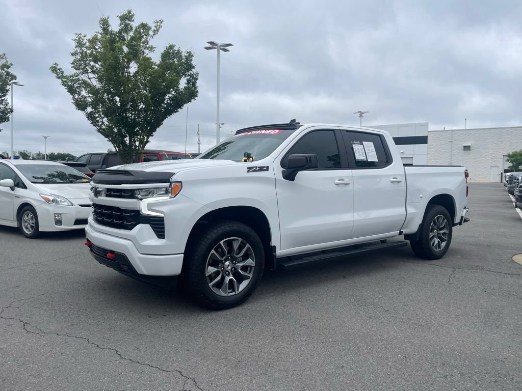 Used 2026 Chevrolet Silverado 1500 RST AWD/4WD image 3