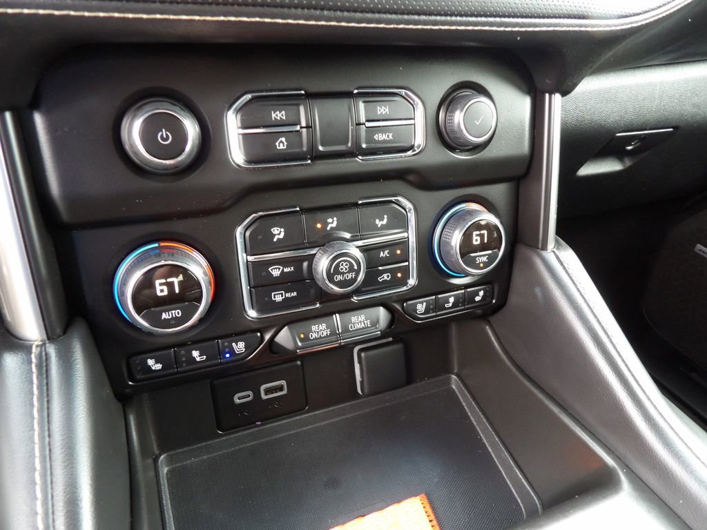 Used 2024 Chevrolet Tahoe Premier RWD image 22