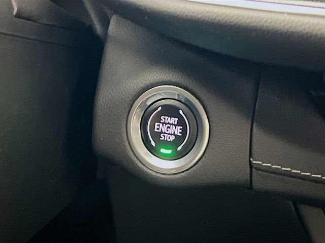 Used 2023 Buick Envision Essence w/ Sport Touring Package AWD/4WD image 15