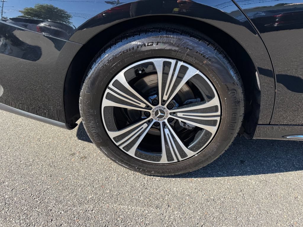 Used 2026 Mercedes-Benz E 350 4MATIC Sedan image 10