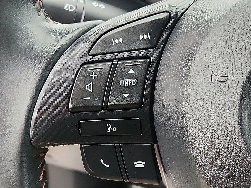 Used 2014 MAZDA MAZDA3 i Touring image 19