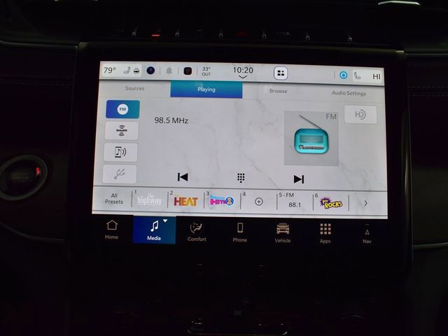 New 2025 Jeep Grand Cherokee Limited w/ Black Appearance Package image 19