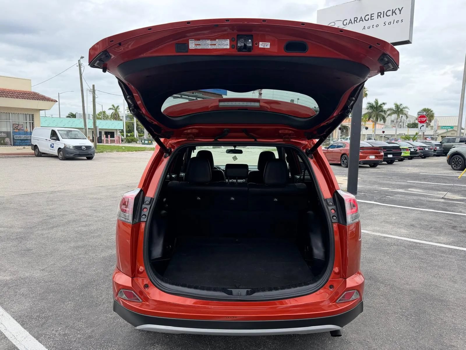 Used 2016 Toyota RAV4 SE FWD image 26