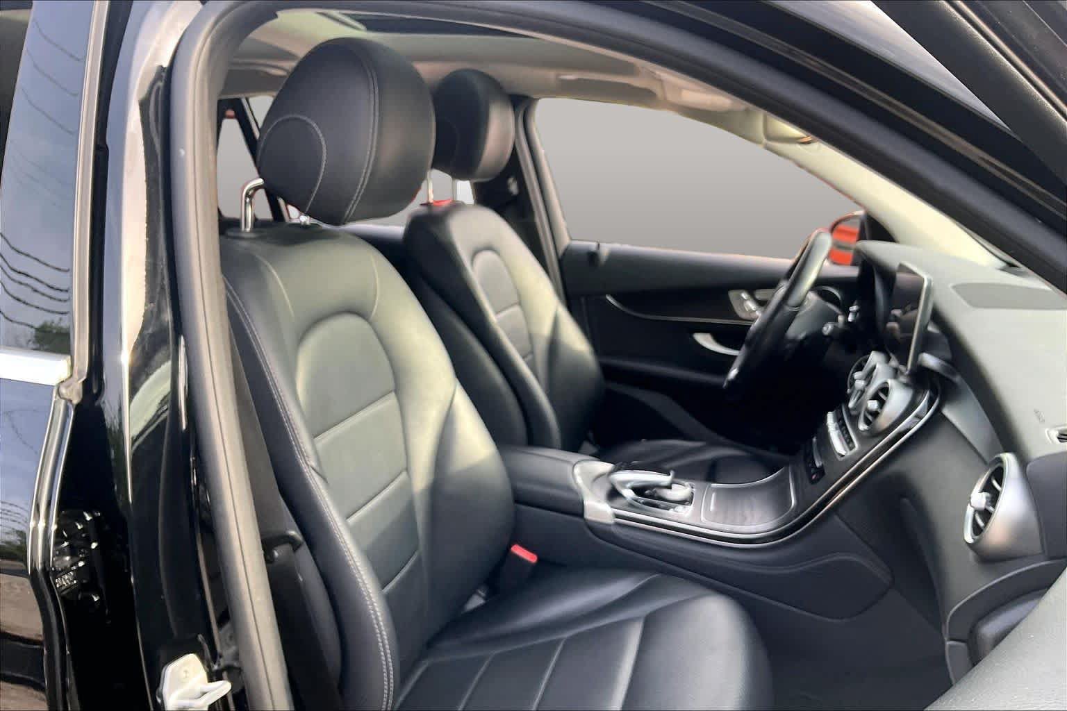 Used 2016 Mercedes-Benz GLC 300 image 8
