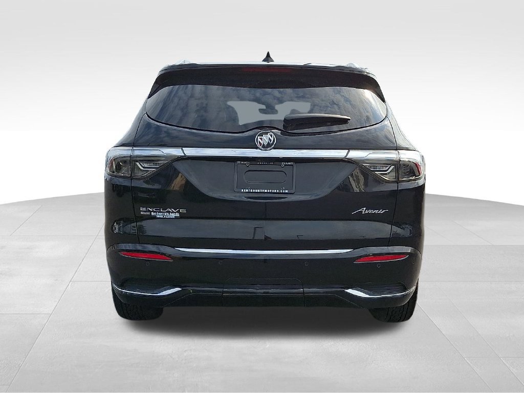 Used 2024 Buick Enclave Avenir w/ Avenir Technology Package AWD/4WD image 5