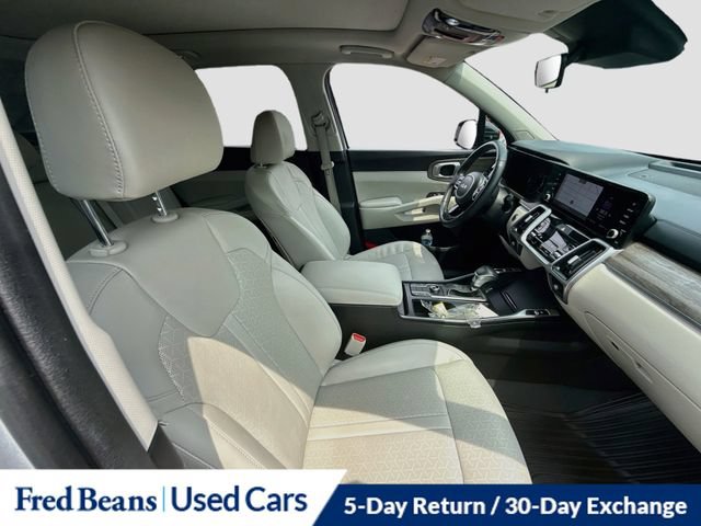 Used 2022 Kia Sorento S w/ Panoramic Sunroof Package AWD/4WD image 37