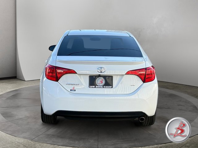 Used 2018 Toyota Corolla SE image 6