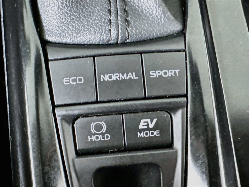 Used 2025 Toyota Camry LE w/ Convenience Package FWD image 19