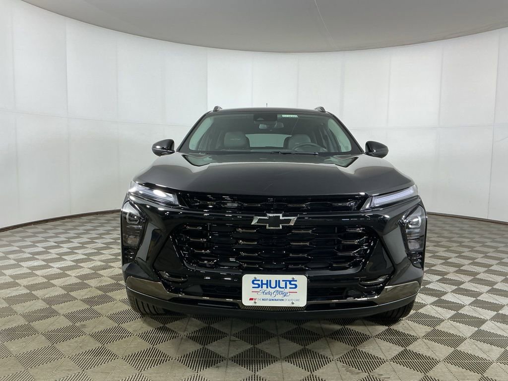 New 2026 Chevrolet Trax ACTIV FWD image 2