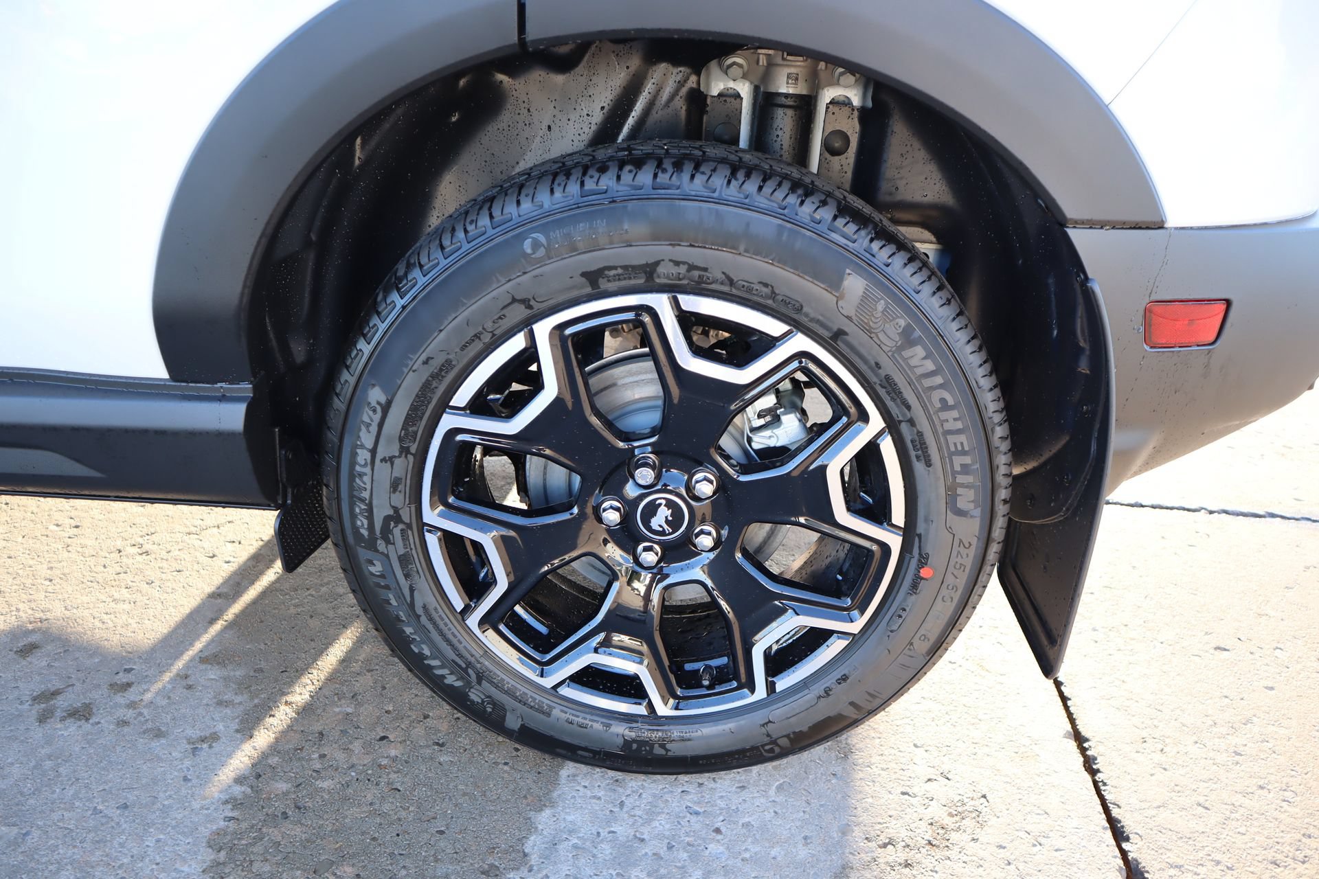 New 2026 Ford Bronco Sport Outer Banks AWD/4WD image 19