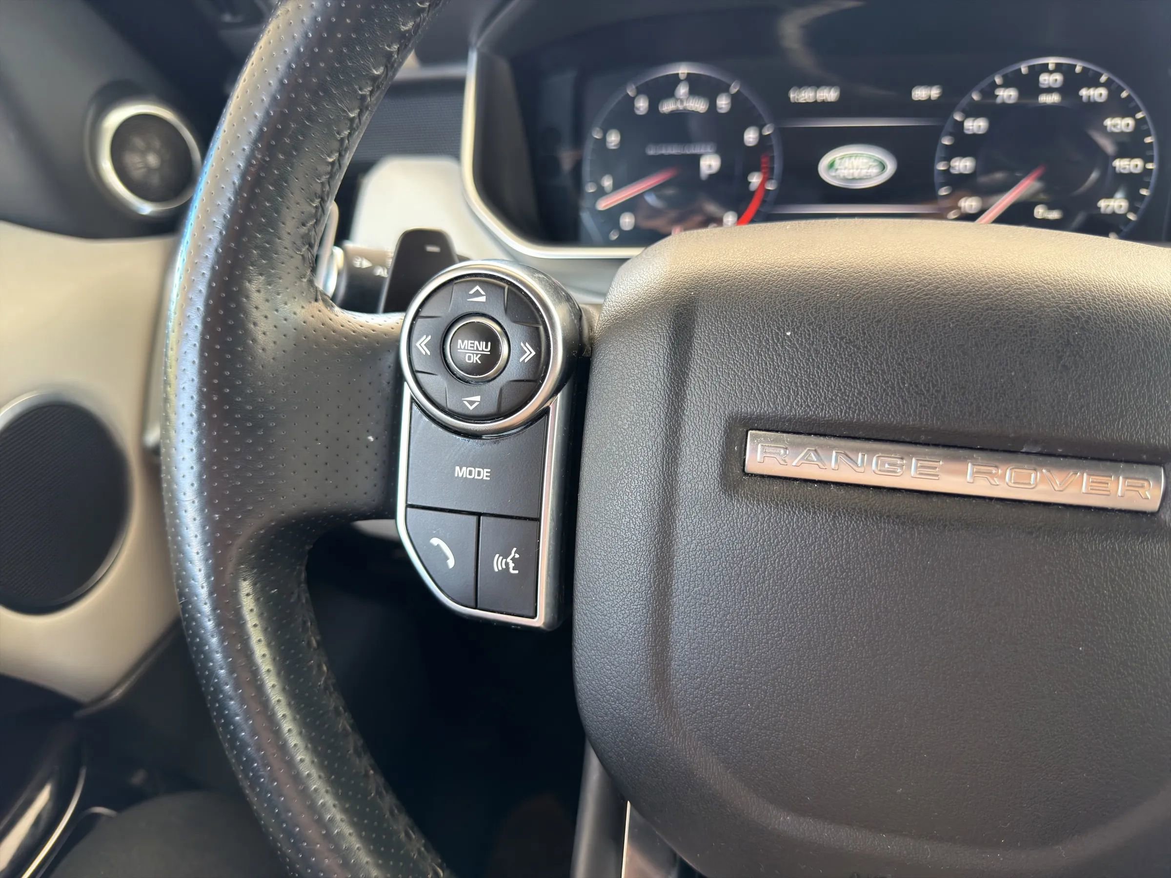 Used 2015 Land Rover Range Rover Sport Supercharged AWD/4WD image 33