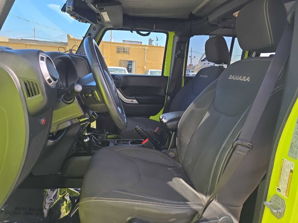 Used 2016 Jeep Wrangler Unlimited Sahara image 11