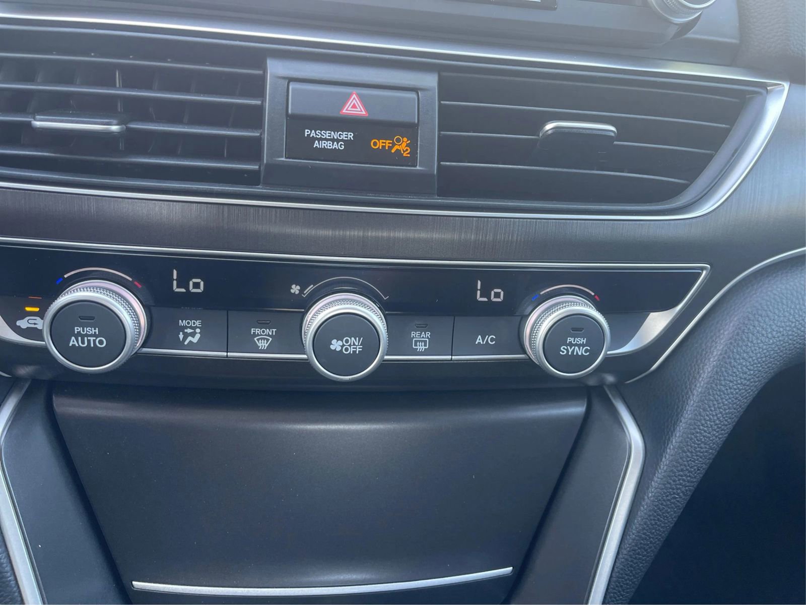 Used 2018 Honda Accord LX image 22