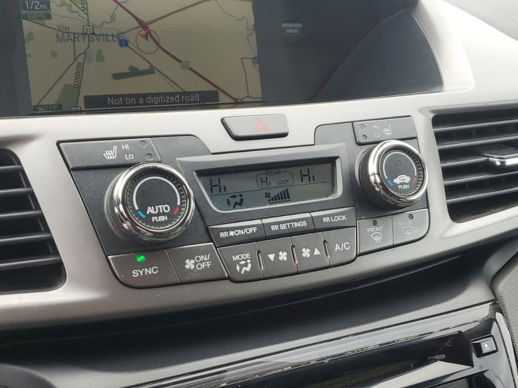 Used 2016 Honda Odyssey Touring Elite image 22