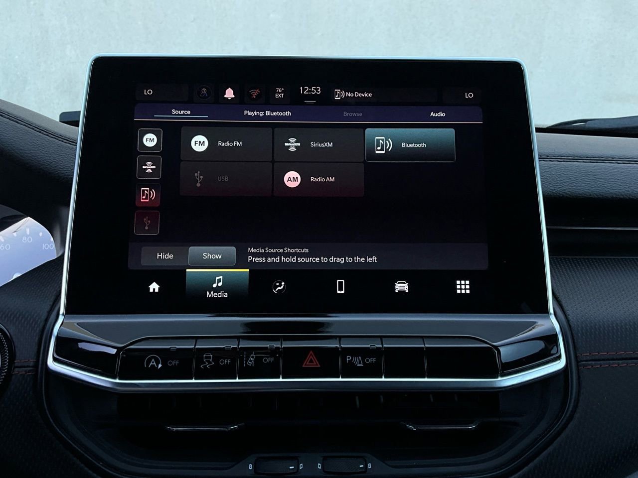 Used 2025 Jeep Compass Trailhawk image 31