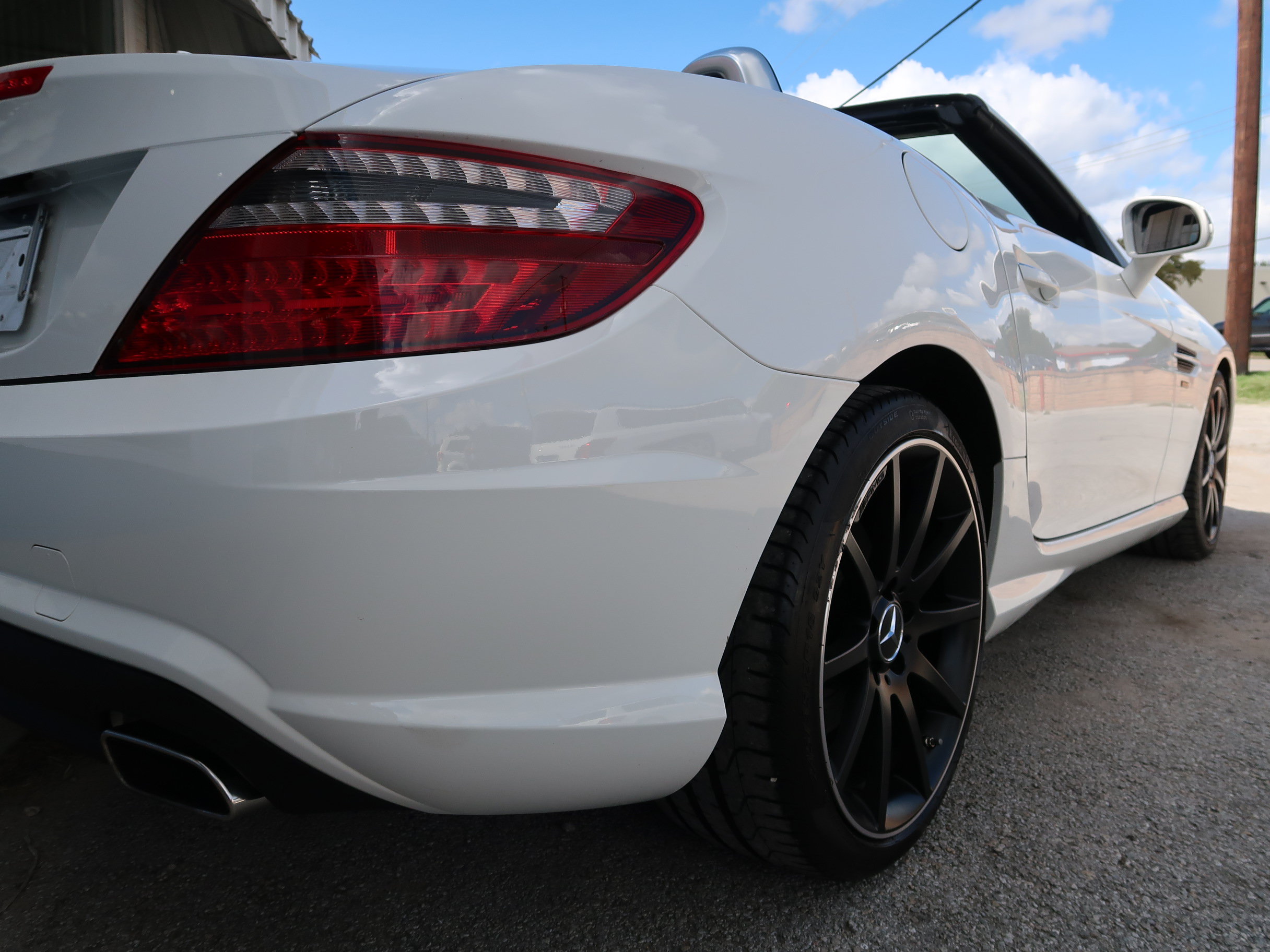 Used 2015 Mercedes-Benz SLK 250 image 12