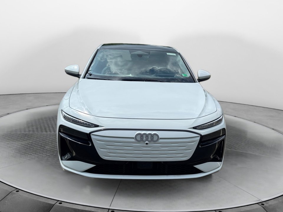 New 2025 Audi A6 e-tron Premium Plus image 2