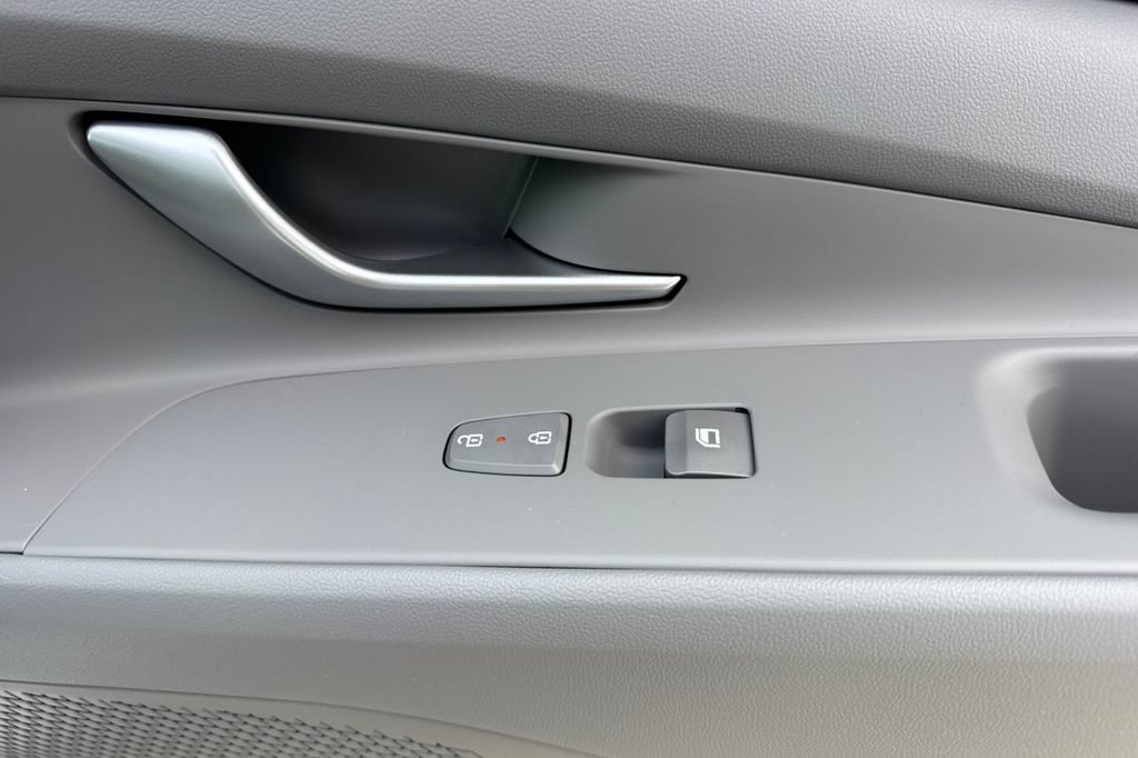 New 2026 Hyundai Elantra SEL Sport Premium FWD image 18