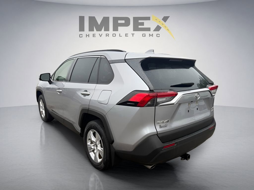 Used 2020 Toyota RAV4 XLE w/ All Weather Liner Package AWD/4WD image 3