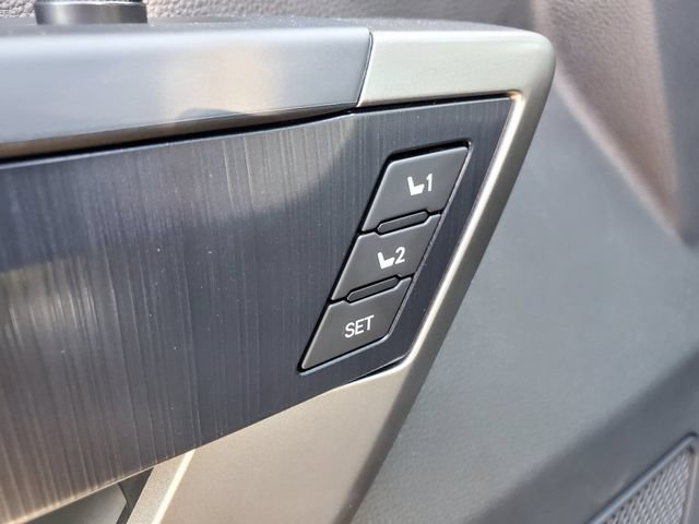 New 2026 Toyota Tundra Platinum AWD/4WD image 18