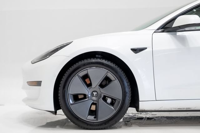 Used 2022 Tesla Model 3 Long Range AWD/4WD image 25