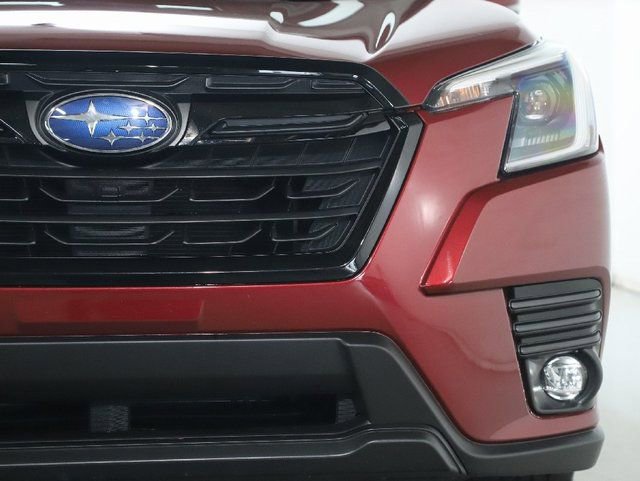 Certified 2024 Subaru Forester Limited AWD/4WD image 7