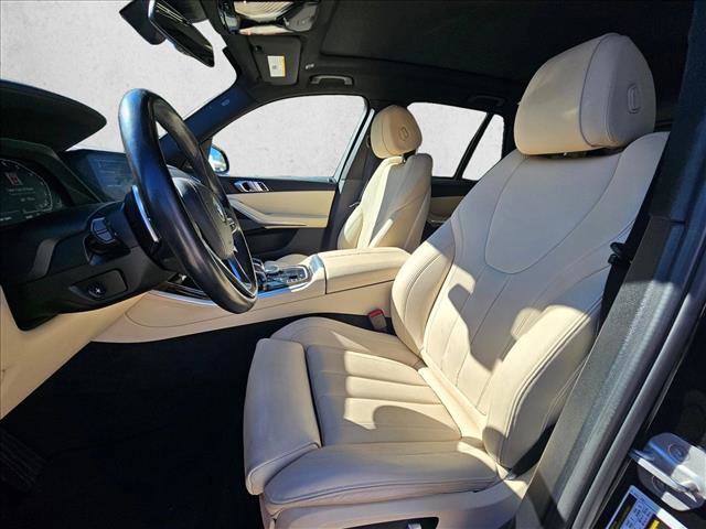 Used 2021 BMW X5 sDrive40i w/ Premium Package image 11