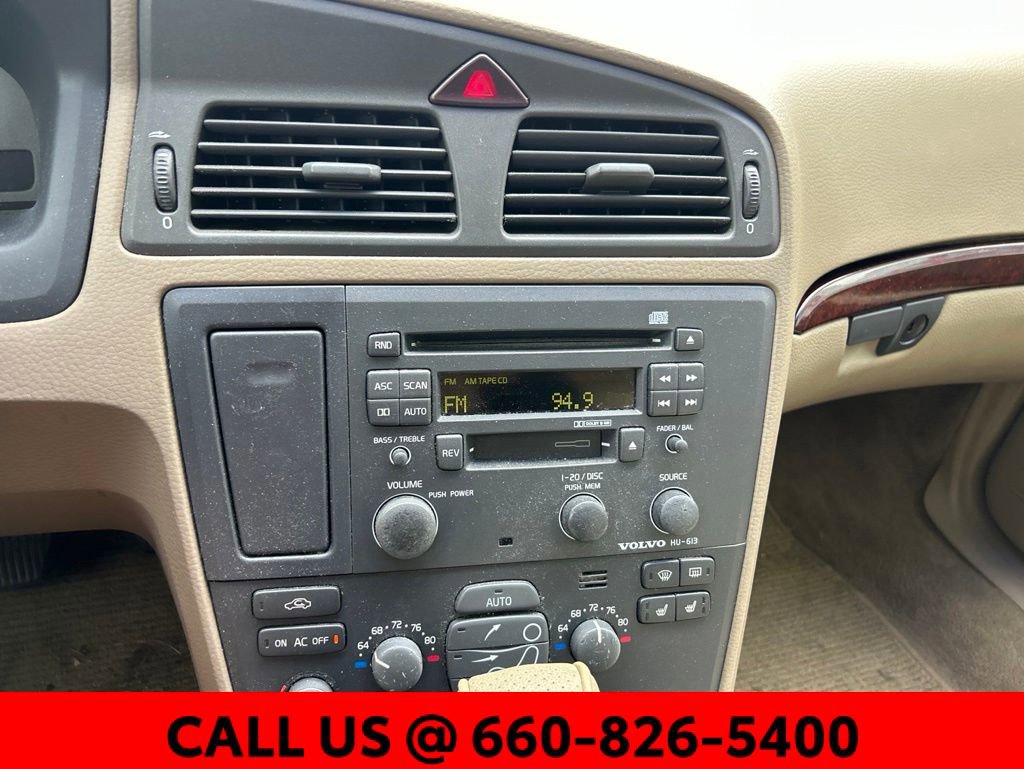 Used 2001 Volvo V70 Cross Country AWD/4WD image 18