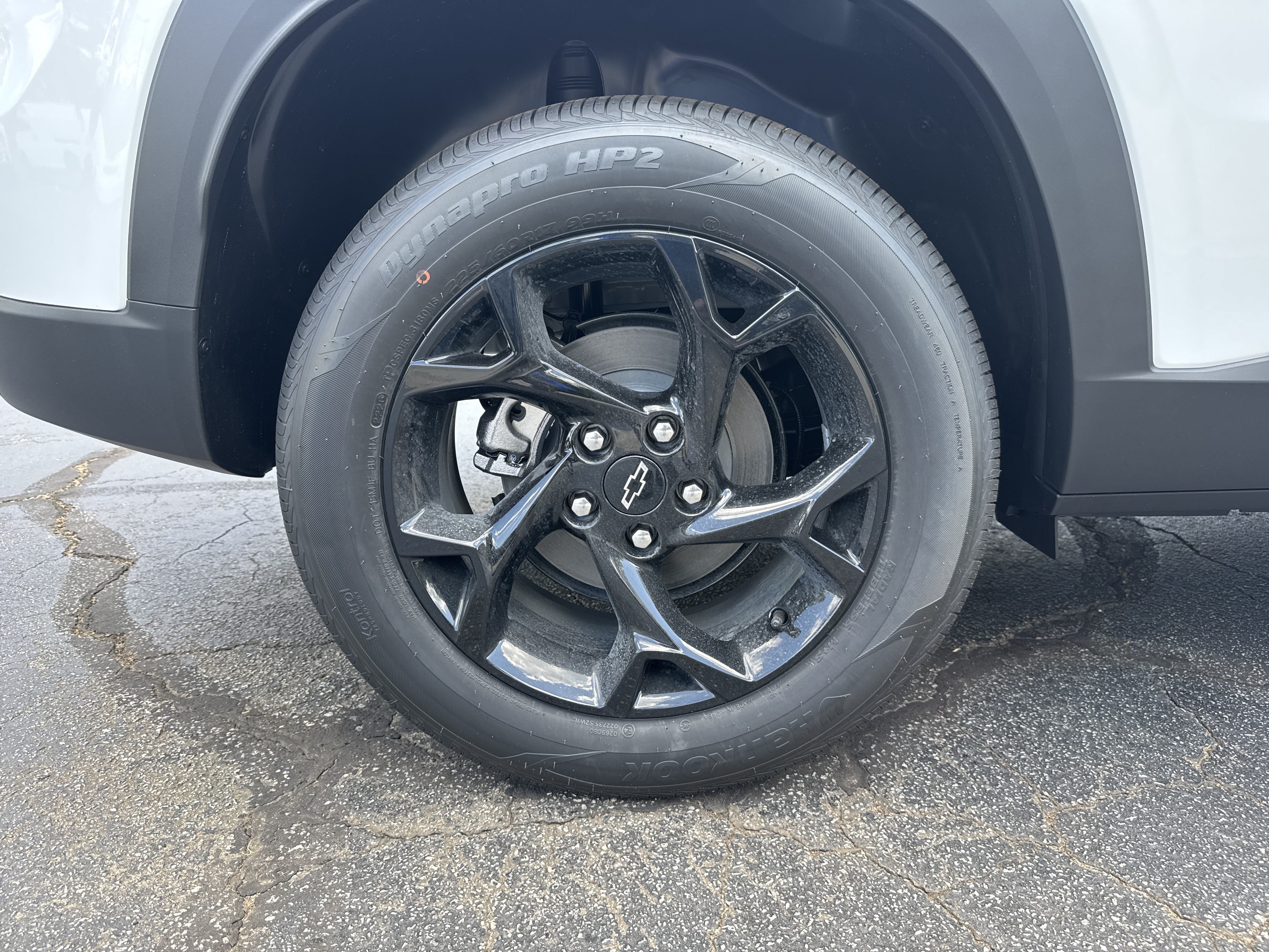 New 2026 Chevrolet Trax LT w/ Driver Confidence Package FWD image 17