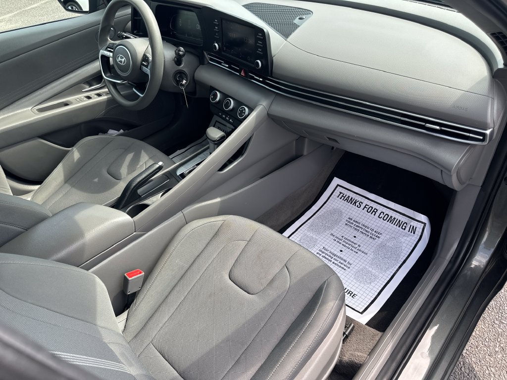 Used 2024 Hyundai Elantra SE FWD image 20