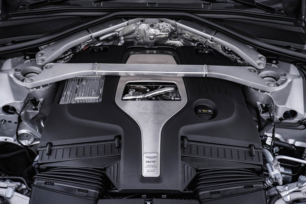 New 2025 Aston Martin DBX 707 image 31