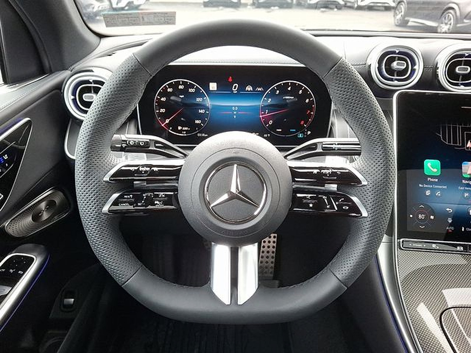 Used 2026 Mercedes-Benz GLC 300 4MATIC image 17
