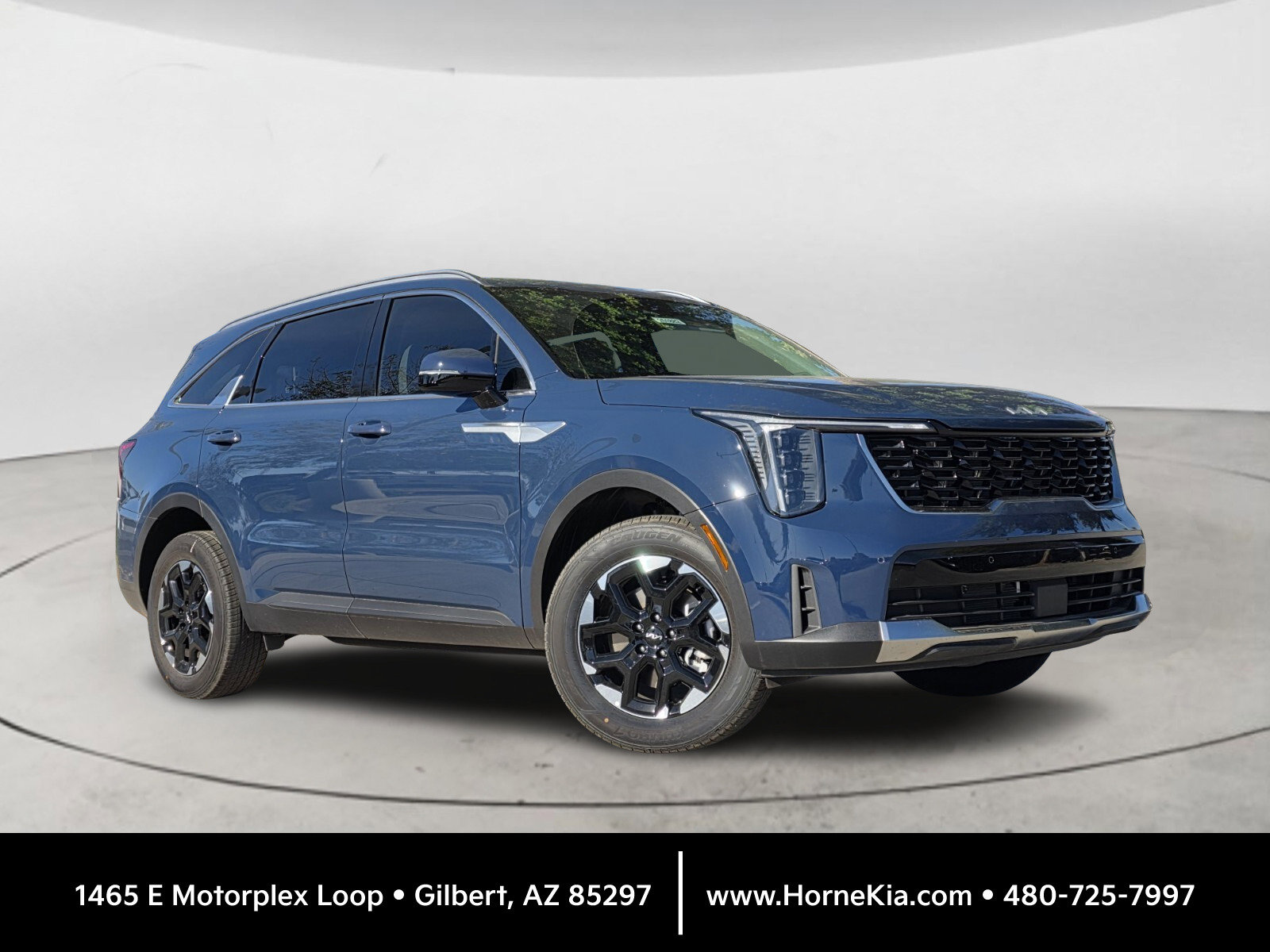 New 2025 Kia Sorento S