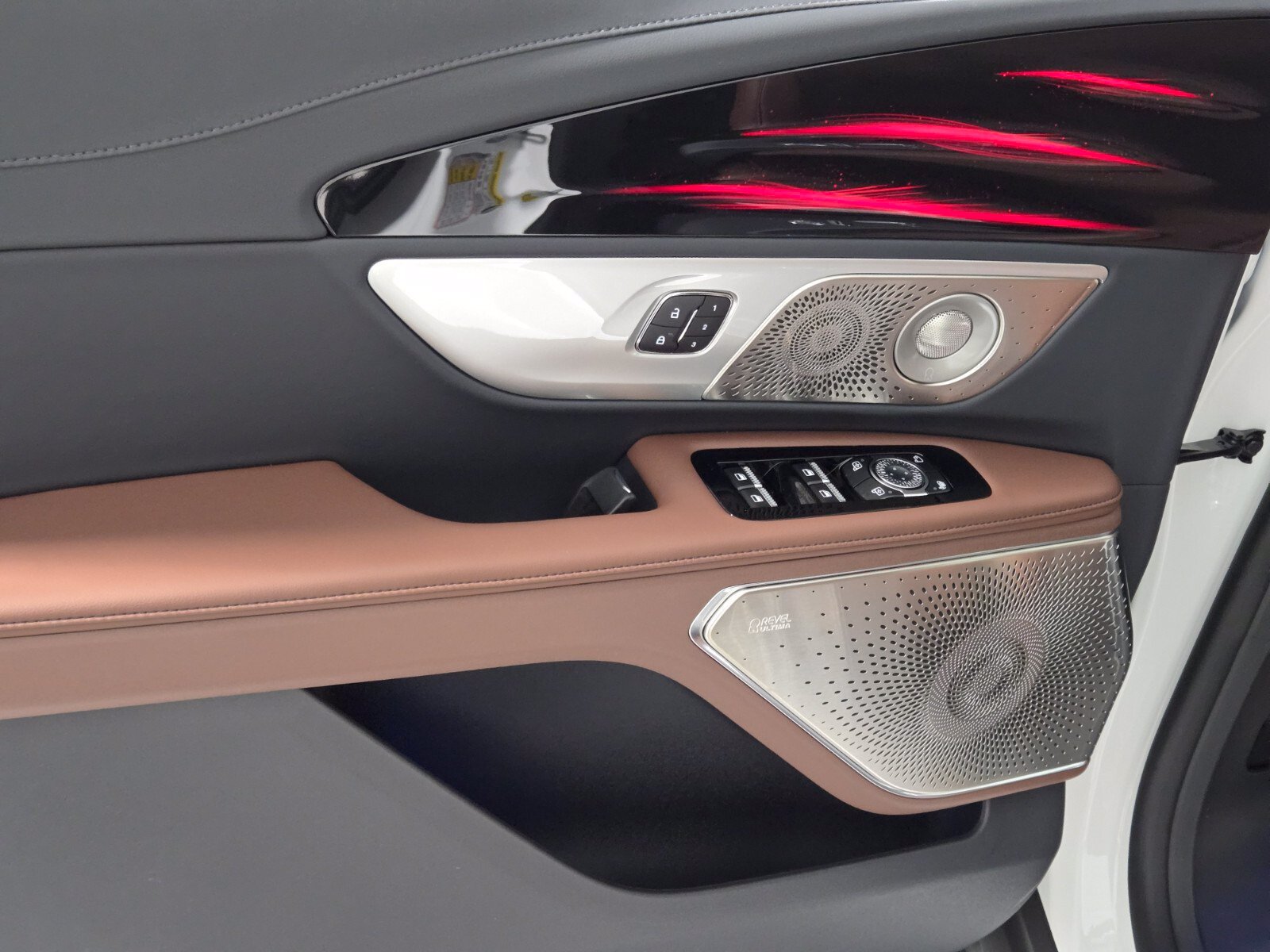 New 2026 Lincoln Nautilus Reserve AWD/4WD image 24