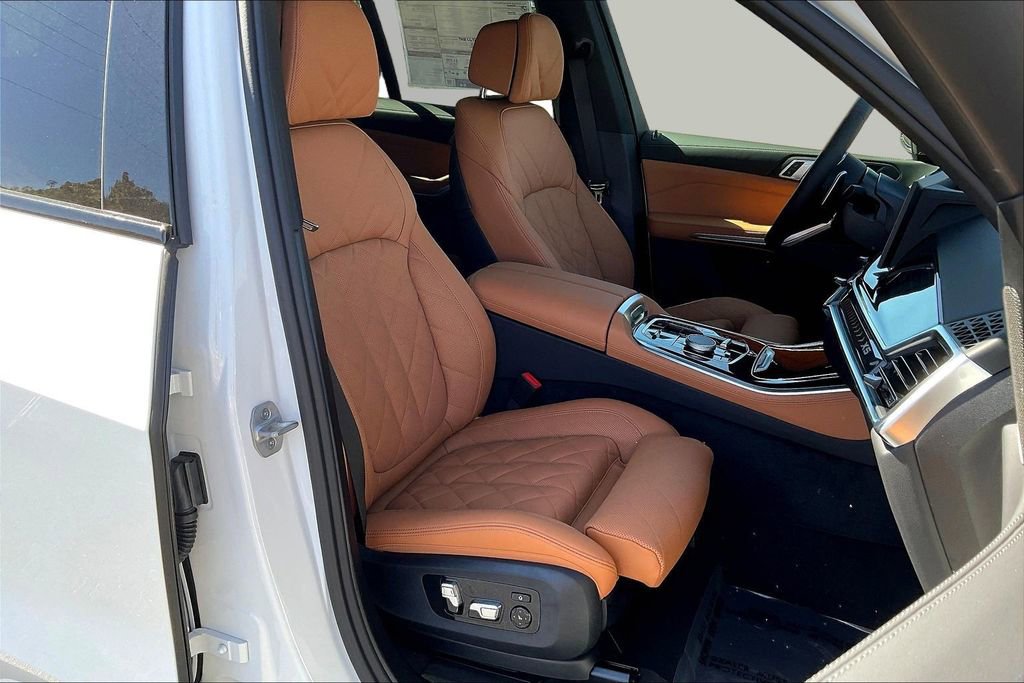 New 2026 BMW X5 xDrive50e AWD/4WD image 28