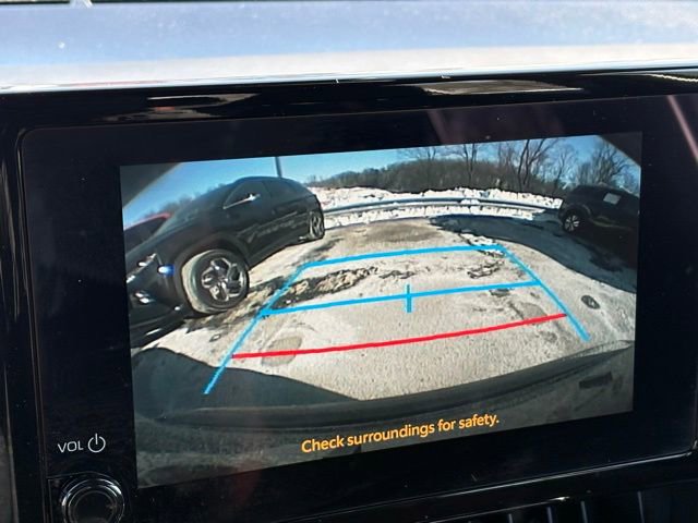 Used 2025 Toyota Corolla SE w/ Convenience Package image 17