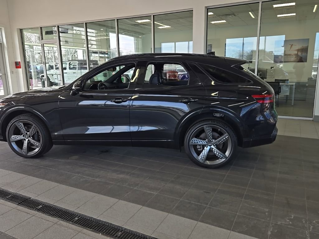 Used 2022 Genesis GV70 3.5T Sport w/ Sport Prestige Package image 6