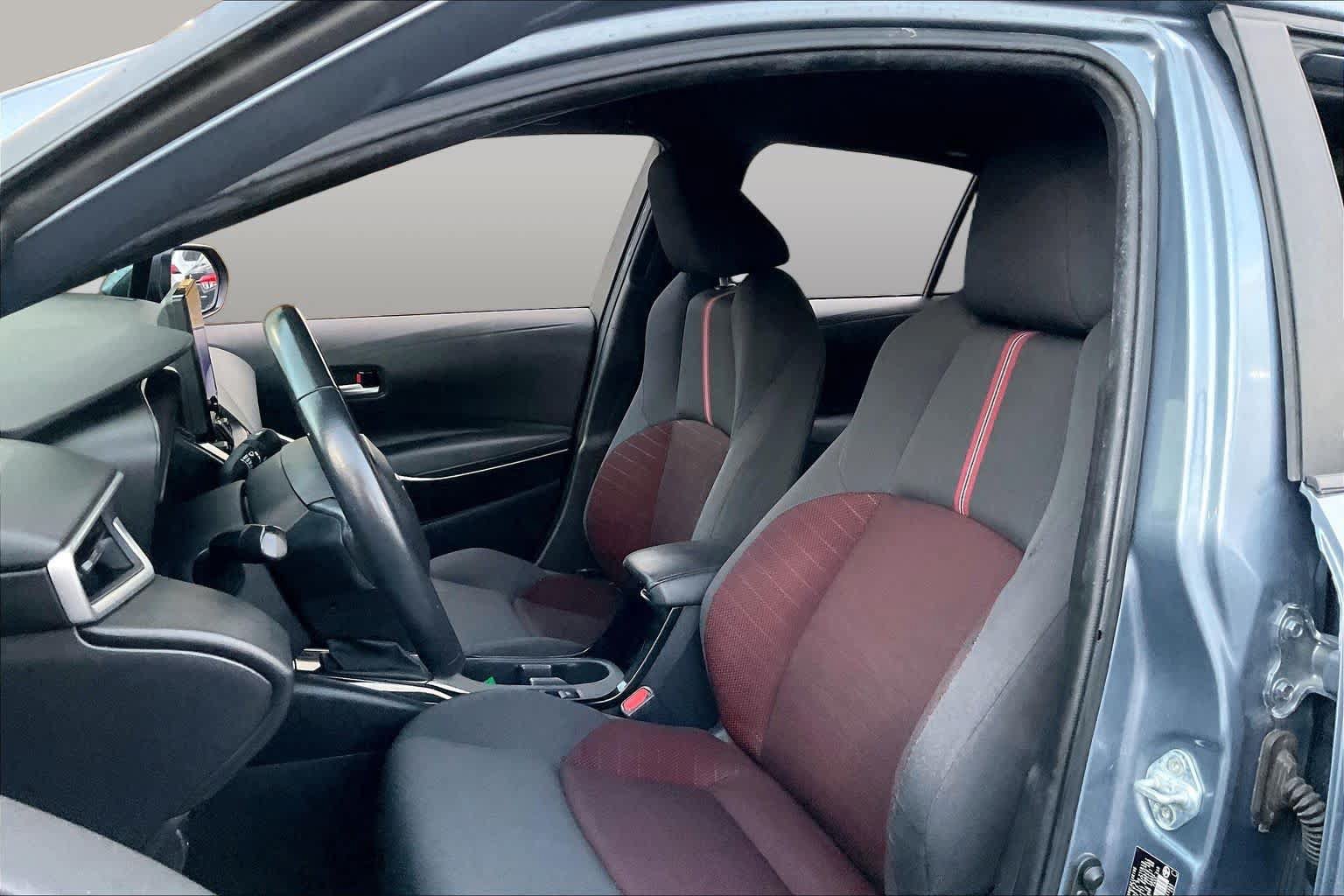 Used 2023 Toyota Corolla SE FWD image 7