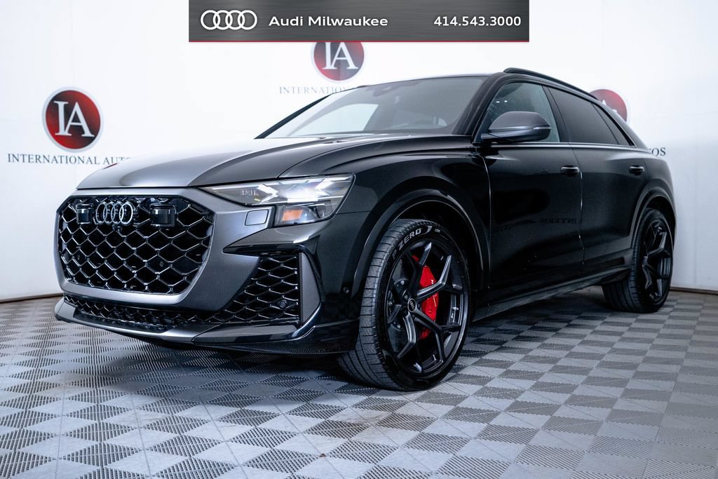 Used 2025 Audi RS Q8 performance w/ Matte Carbon Package AWD/4WD image 3