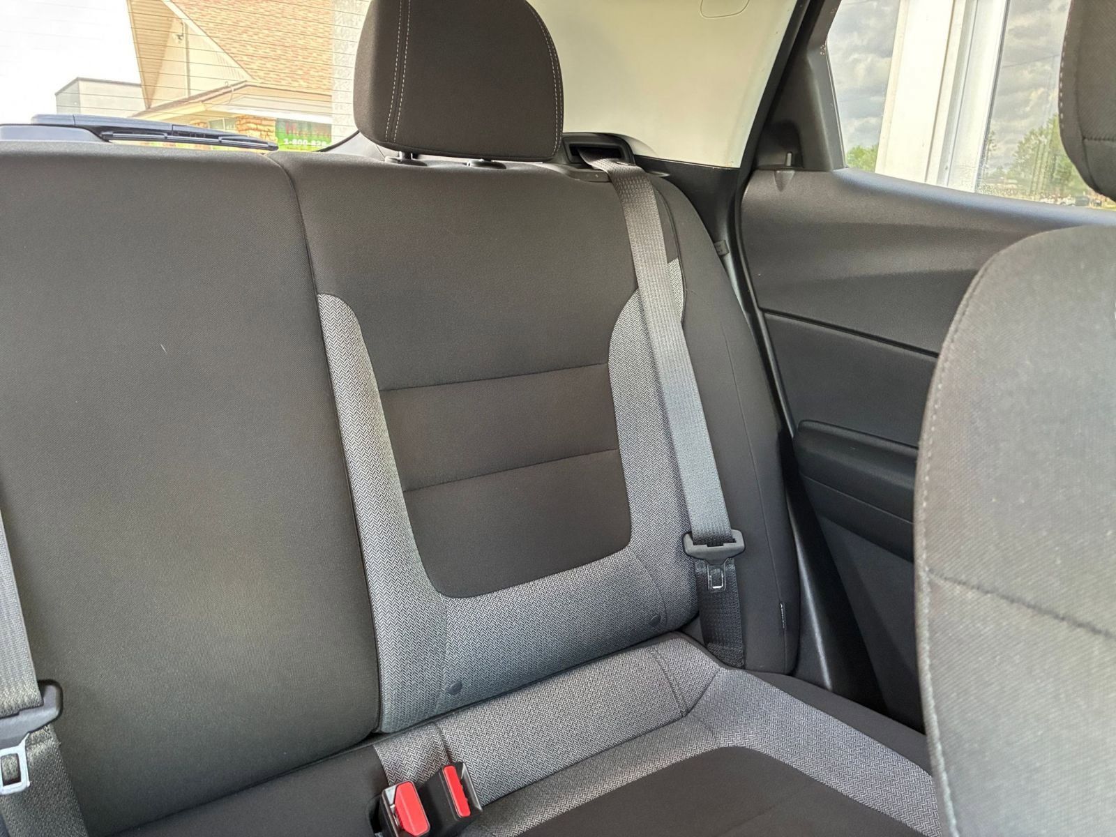 Used 2025 Chevrolet TrailBlazer LT FWD image 36
