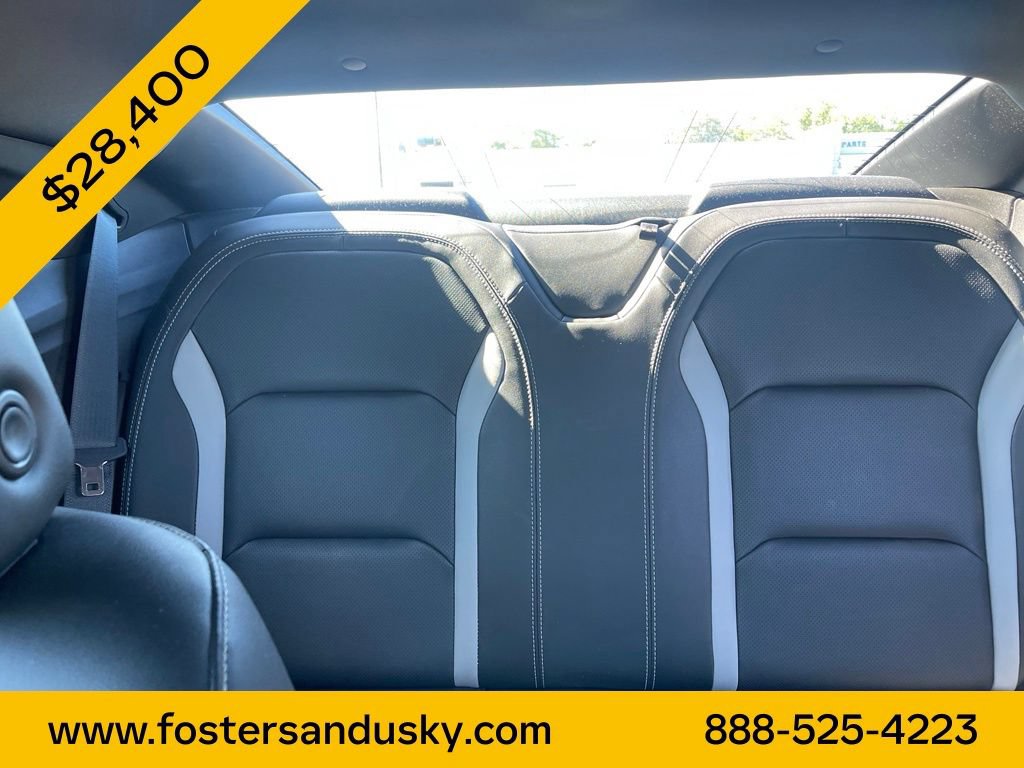 Used 2022 Chevrolet Camaro LT w/ Technology Package RWD image 12